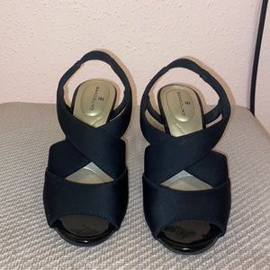 Black Bandolino heels